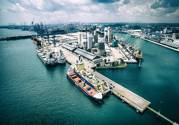We are able to provide domestic warehousing and distribution services for our clients and also cater for different commodities (bulk and break bulk).